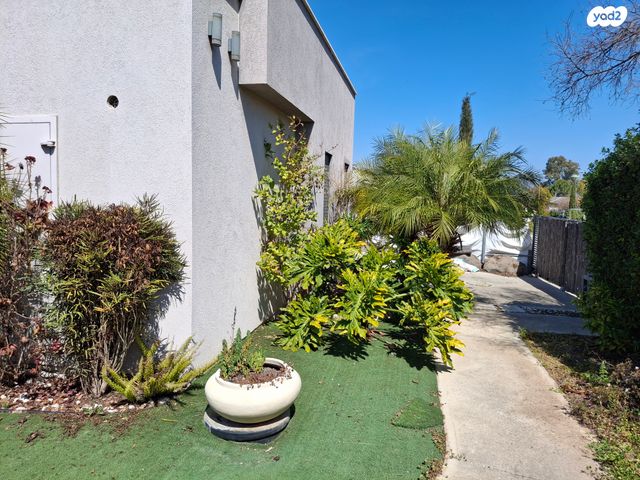 בית פרטי/ קוטג', מחניים