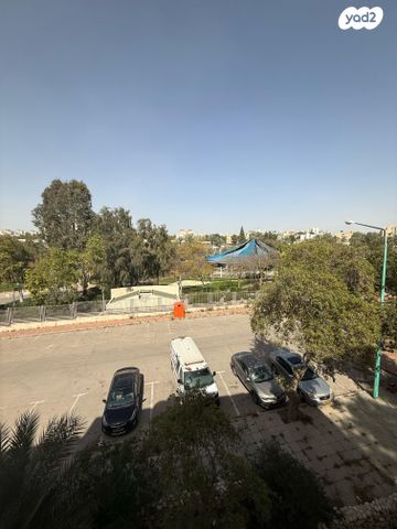 שאול המלך 125