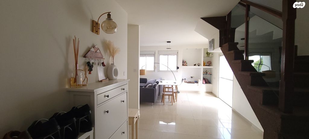 דופלקס, ד"ר משה סנה, סביוני הכפר, כפר סבא