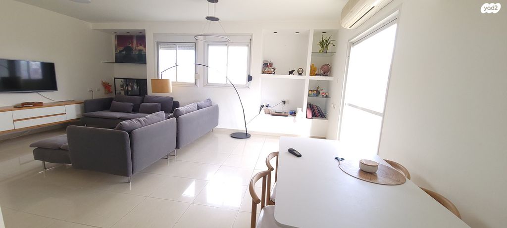 דופלקס, ד"ר משה סנה, סביוני הכפר, כפר סבא