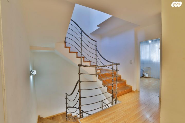 דו משפחתי, רסקו ב', חולון