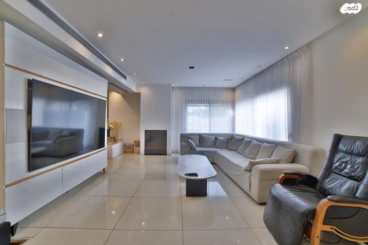 דו משפחתי, רסקו ב', חולון