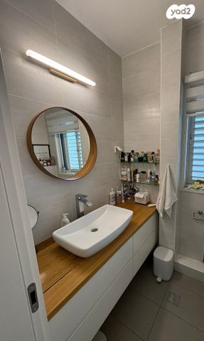 דופלקס, ד"ר משה סנה, סביוני הכפר, כפר סבא