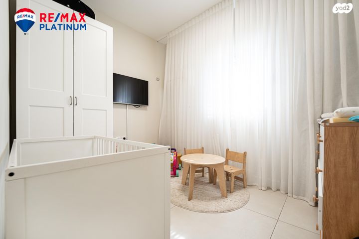 גג/ פנטהאוז, שטרן, קרית אונו