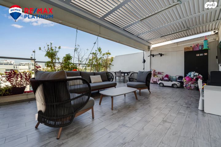 גג/ פנטהאוז, שטרן, קרית אונו