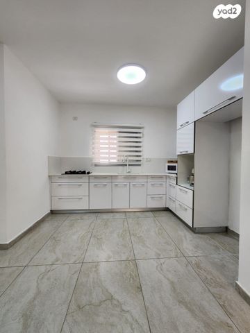 דירה, עוזי נרקיס 8, רמות הרכס, באר שבע