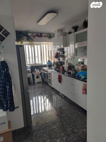 דירה, אבות ישורון 11, רובע ה', אשדוד