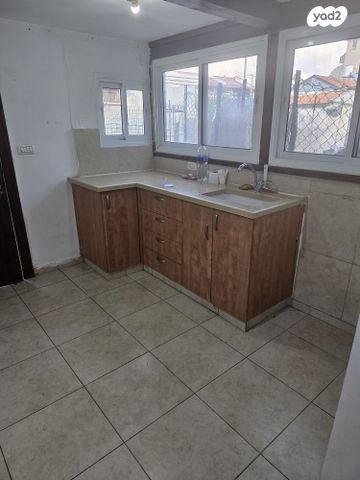 מגרשים, ראשון לציון