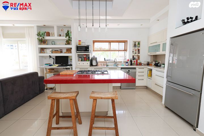 דירה, הנדיב, מרכז, הרצליה