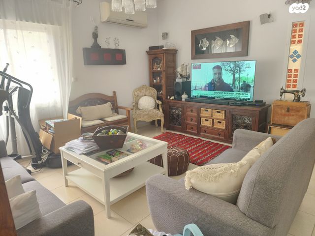 בית פרטי/ קוטג', כפר ורדים