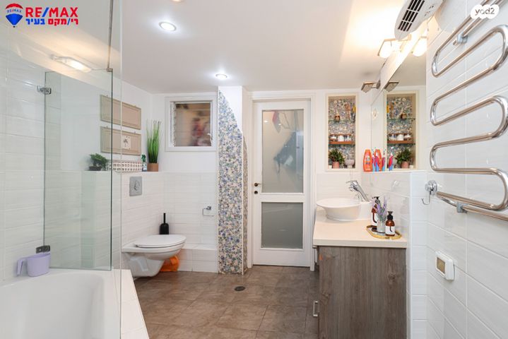 דירה, הנדיב, מרכז, הרצליה