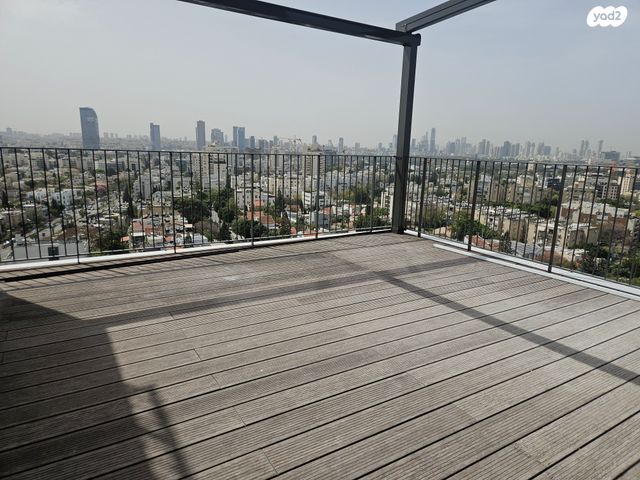 דירה, פנחס רוזן, שיכון דן, נווה דן, תל אביב יפו