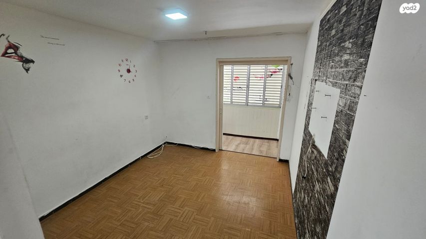 קיבוץ גלויות 