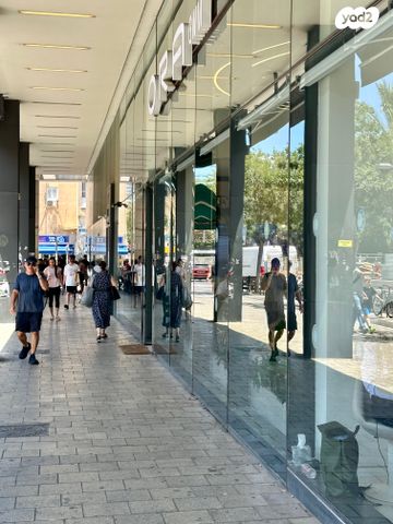 חנויות/ שטח מסחרי, אבן גבירול, תל אביב יפו