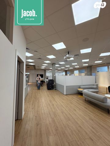 משרדים, אזור תעשיה, טירת כרמל