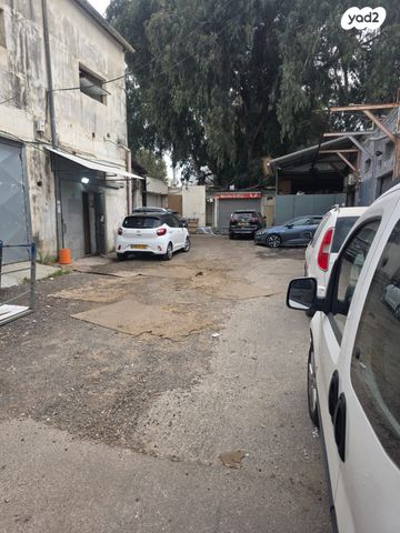 מבני תעשיה, הרכב 12, אזור תעשיה קרית אליעזר, נתניה