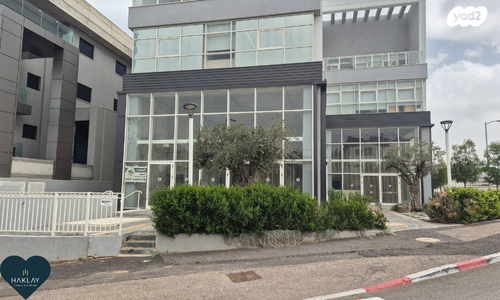 חנויות/ שטח מסחרי