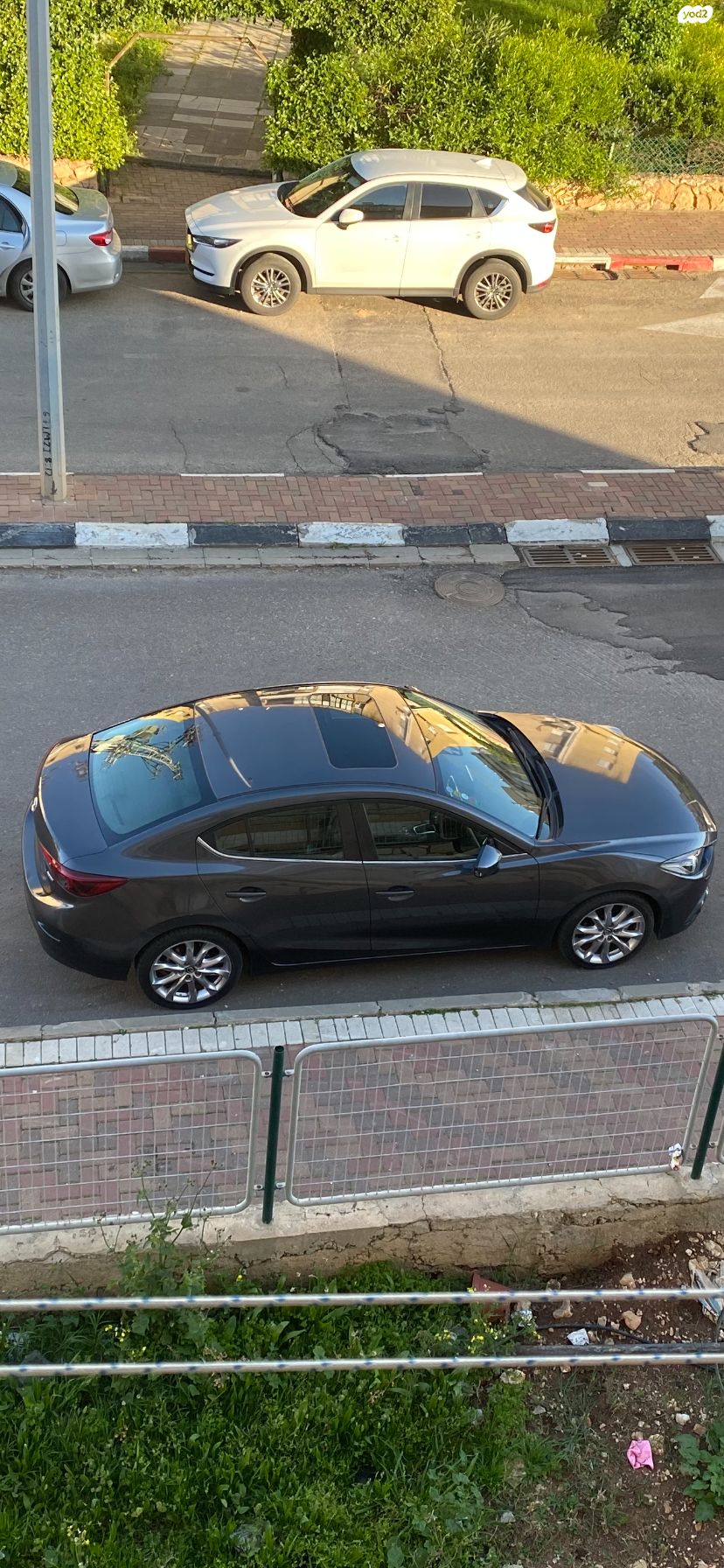 מודעת רכב מאזדה 3