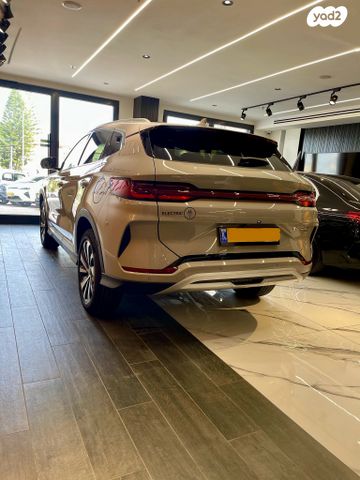 בי.ווי.די סיל U