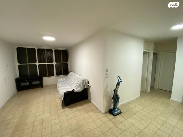 דירה, זלמן שז"ר 61, נווה עופר, תל כביר, תל אביב יפו