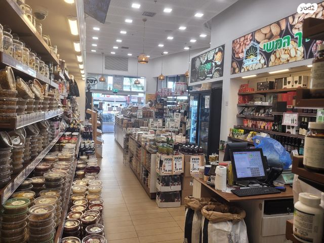 חנויות/ שטח מסחרי, הרצל 52, אברמוביץ', ראשון לציון