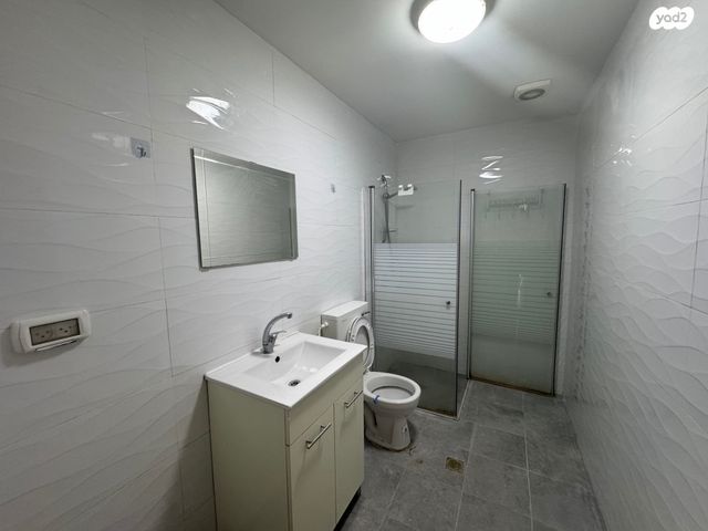 בית פרטי/ קוטג', שאר העיר, קרית עקרון