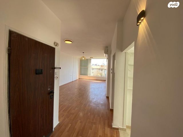 דירה, רוטשילד 56, בת ים