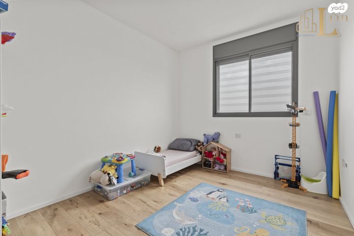 דירה, יעקב גולד, נאות הראשונים, מזכרת בתיה