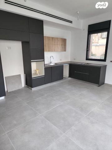 דירת גן, חיבת ציון, שכונת הלל, רמת גן