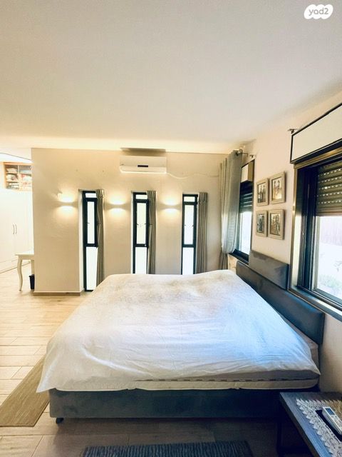 דו משפחתי, קמיל הויסמנס, הוד הכרמל, דניה, חיפה