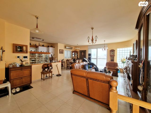 דופלקס, נתניה