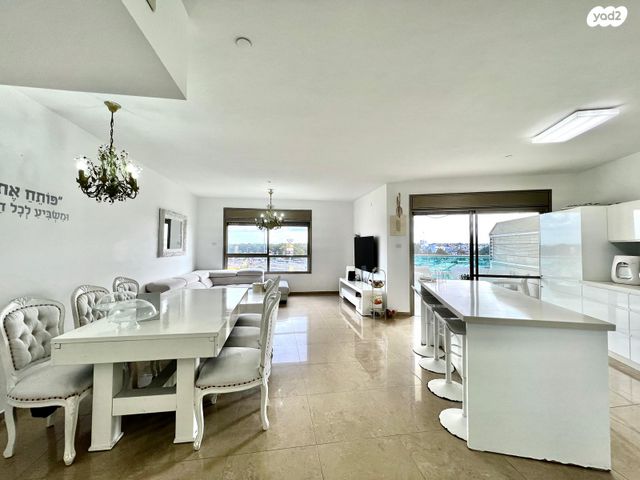 דירה, לח"י 12, רמת אפרים, נתניה