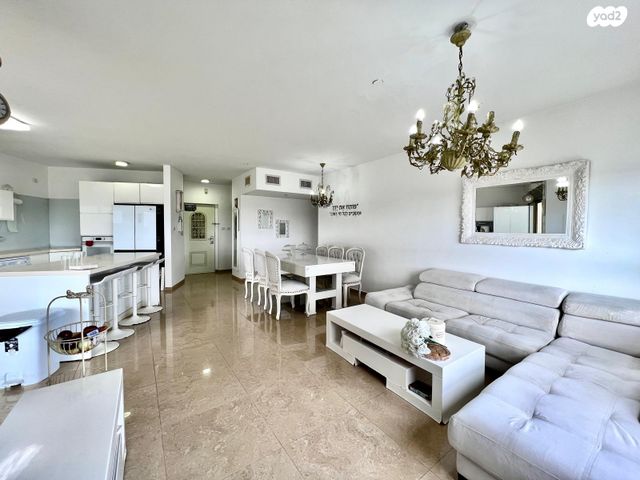 דירה, לח"י 12, רמת אפרים, נתניה