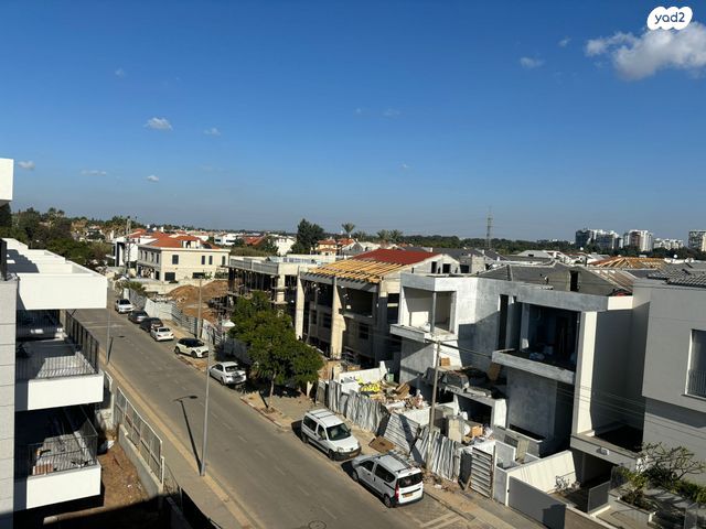 גג/ פנטהאוז, המסילה 69, הרצליה ב', הרצליה