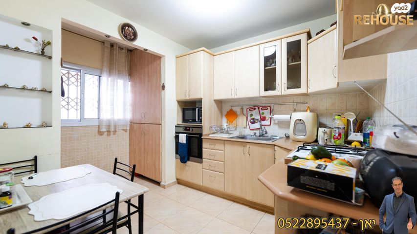 דירה, יהושפט המלך, רובע י"ג, אשדוד