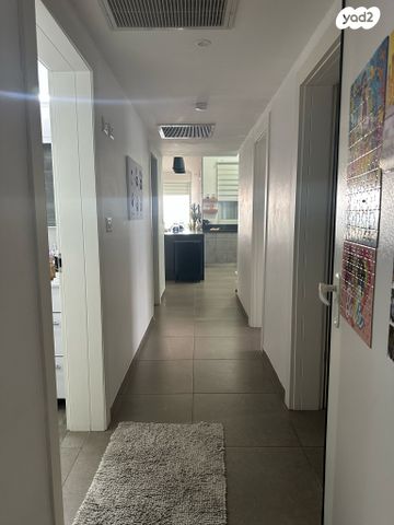 גג/ פנטהאוז, נהריה