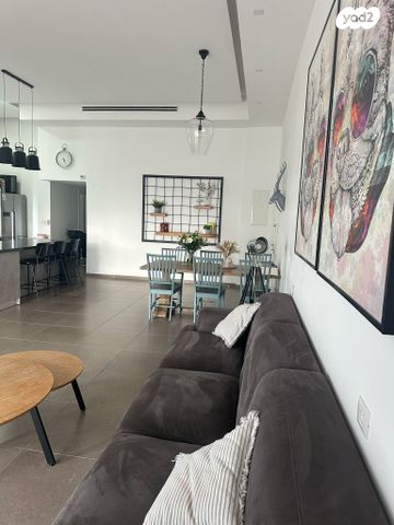 גג/ פנטהאוז, נהריה