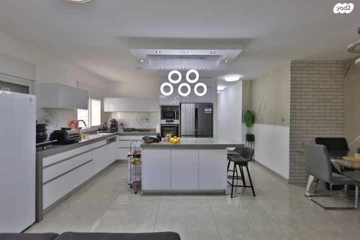 בית פרטי/ קוטג', דן 10, מרכז העיר, סביניה, הוותיקה, קרית ביאליק