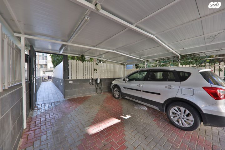 בית פרטי/ קוטג', דן 10, מרכז העיר, סביניה, הוותיקה, קרית ביאליק