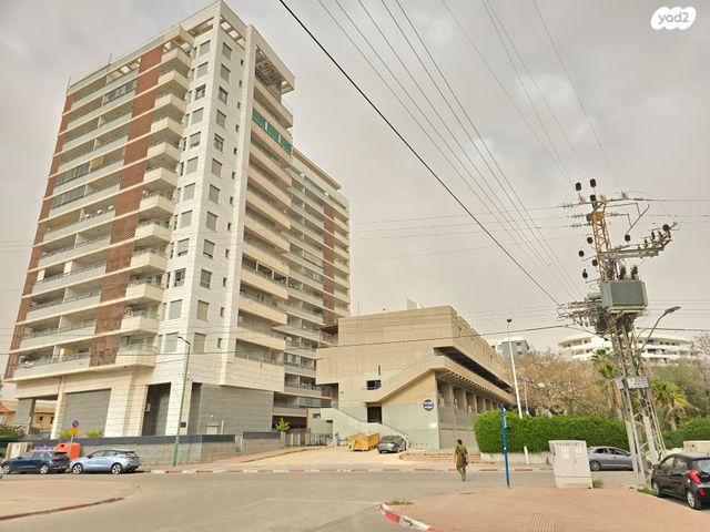 יצחק אבינו 13