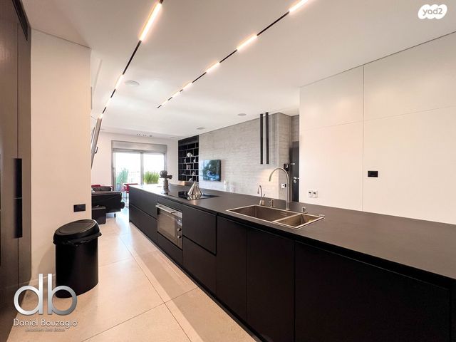 גג/ פנטהאוז, שלמה ארגוב, רמות רחל , ארנונה החדשה, ירושלים