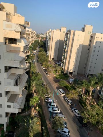 דירה, הצופים 8, נעורים, ראשון לציון