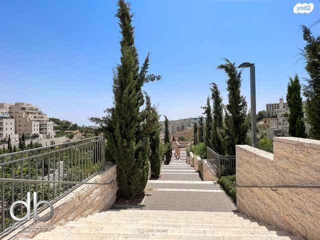 גג/ פנטהאוז, שלמה ארגוב, רמות רחל , ארנונה החדשה, ירושלים