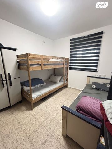 דירה, שמחה הולצברג, נאות שמיר, רמלה