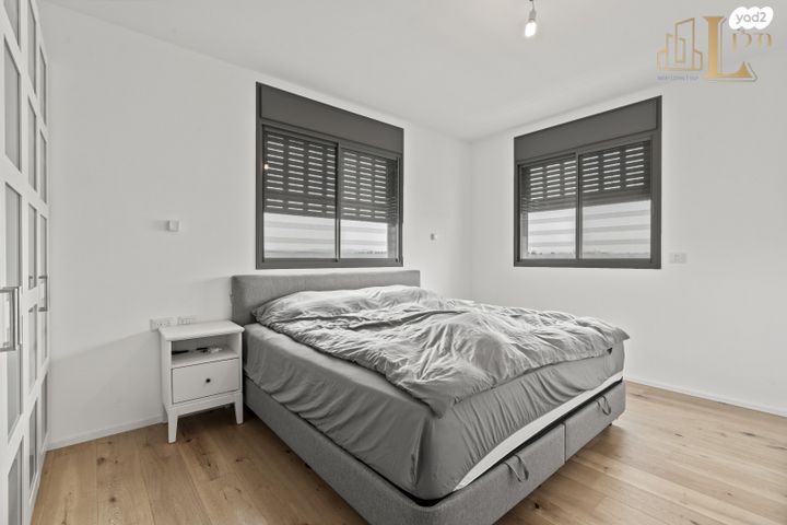 דירה, יעקב גולד, נאות הראשונים, מזכרת בתיה