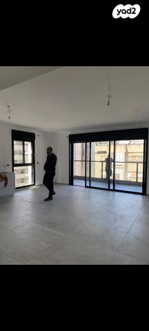 דירה, תל חי, נגבה, רמת גן