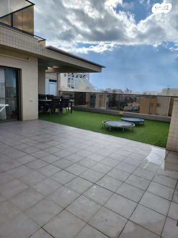 גג/ פנטהאוז