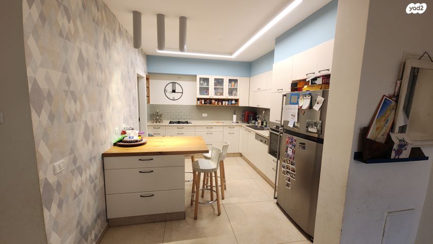 דירת גן, סנסן, צור הדסה