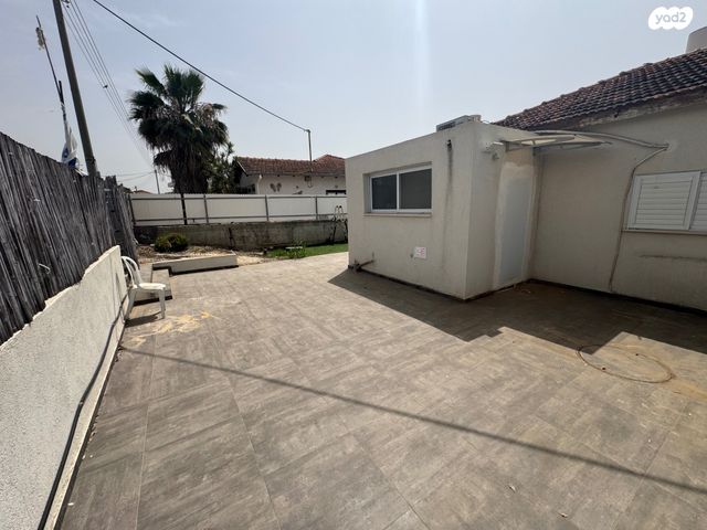 בית פרטי/ קוטג', שאר העיר, קרית עקרון