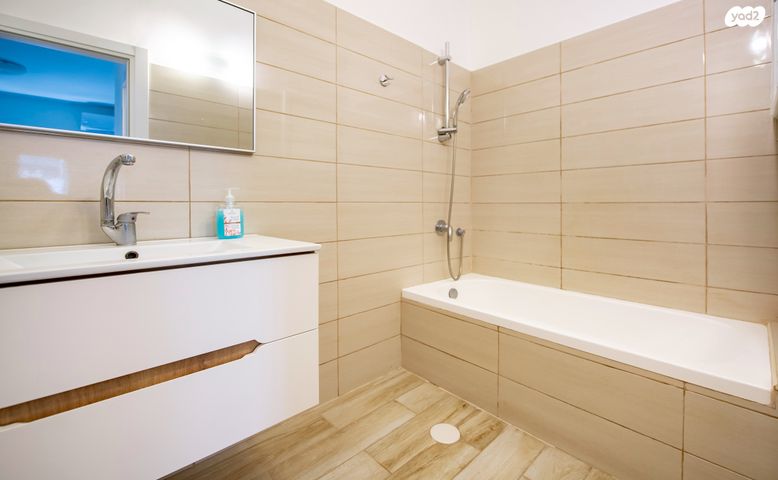 דירה, הרב יעקב טולדנו 7, עין גנים, פתח תקווה